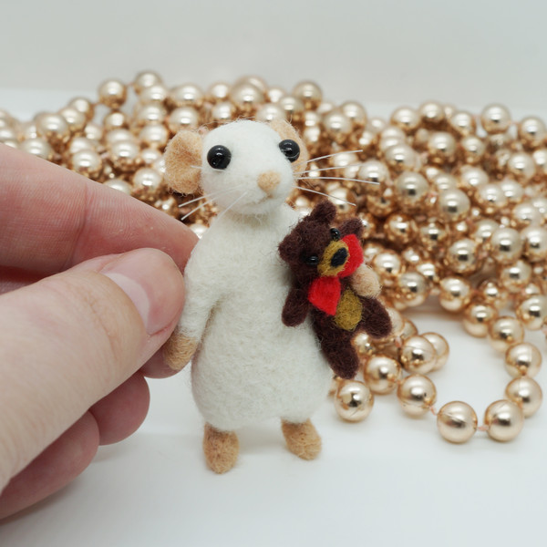 handmade-mouse-baby-showe-gift-teddy-bear