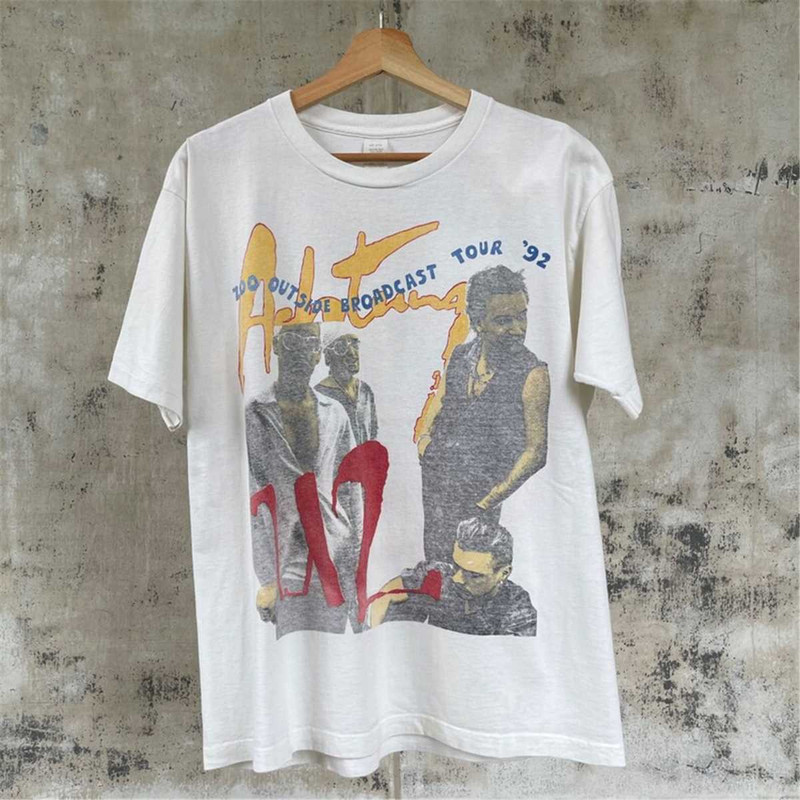 MR-1752023123518-vintage-u2-zoo-tv-tour-t-shirt-size-l-yankee-stadium-new-york-image-1.jpg