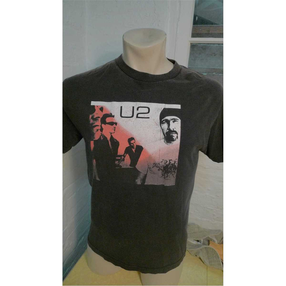 MR-1752023124329-size-m-40-u2-concert-shirt-double-sided-old-murina-image-1.jpg