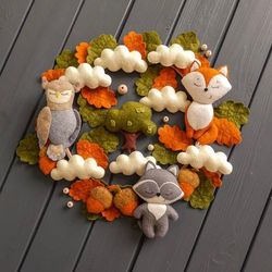 woodland theme felt mobile with fox and raccoon, owl, hanging baby mobile, natural forest mobile for woodland nursery