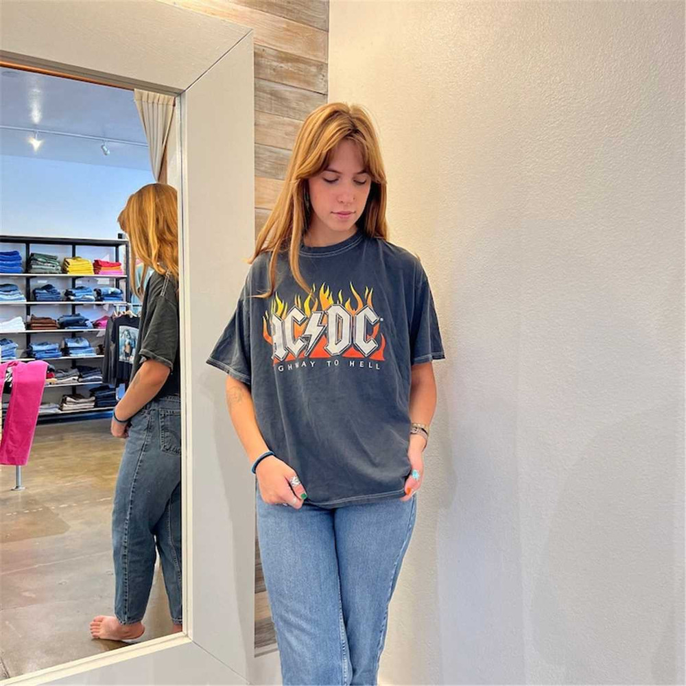 MR-175202320181-acdc-t-shirt-for-women-vintage-concert-shirt-retro-band-image-1.jpg