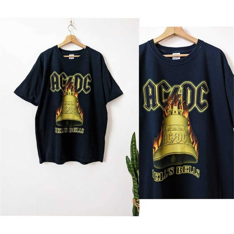 MR-1752023233448-vintage-ac-dc-merch-hells-bells-2001-image-1.jpg