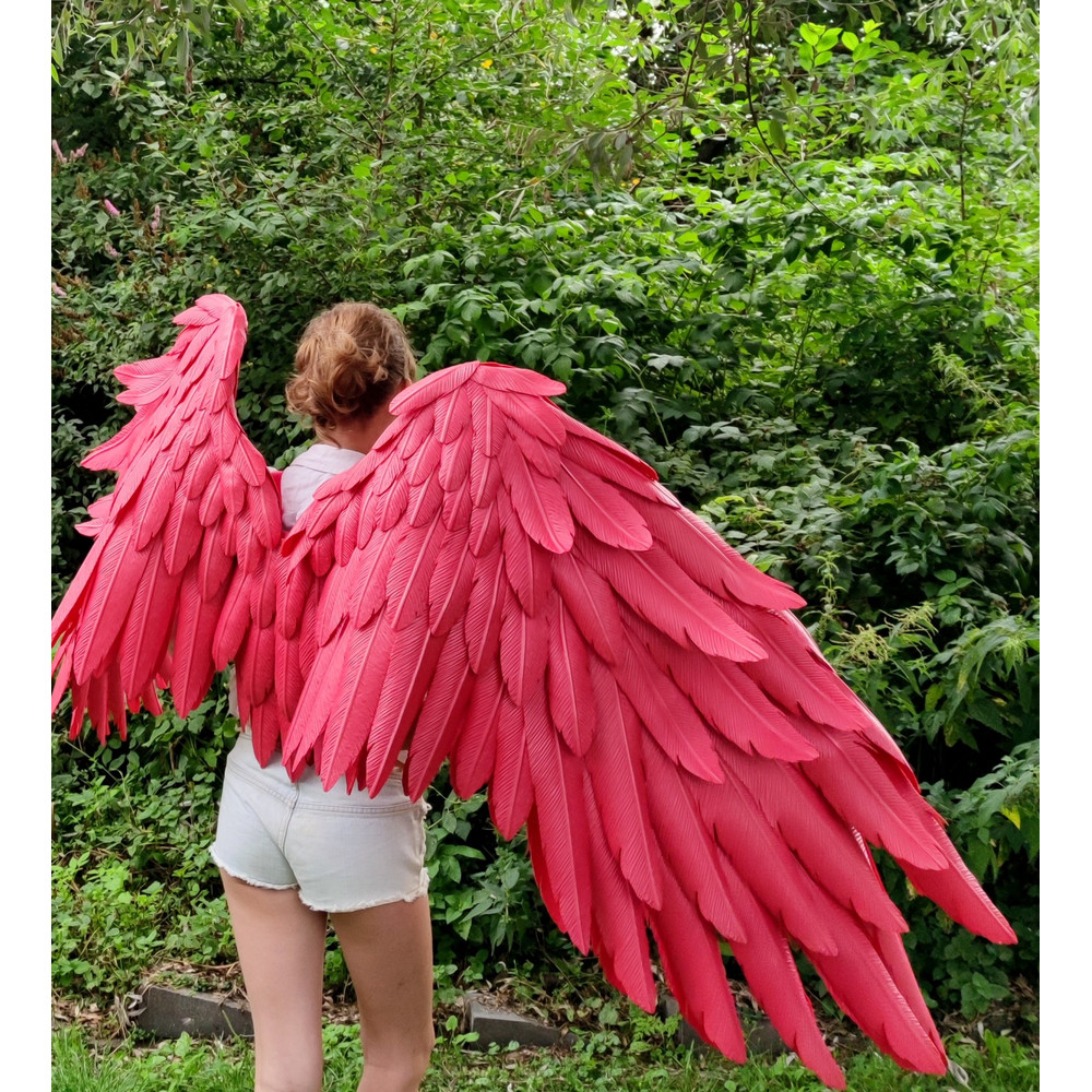 adult wings costume, Hawks costume, red angel wings, devil wings, final fantasy, articulating wings, anime cosplay wings, moving anime wings, movable wings, my