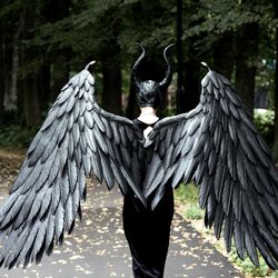 large waving/movable maleficent black wings cosplay/halloween outfit costume/photo props/devil/raven/black angel wings