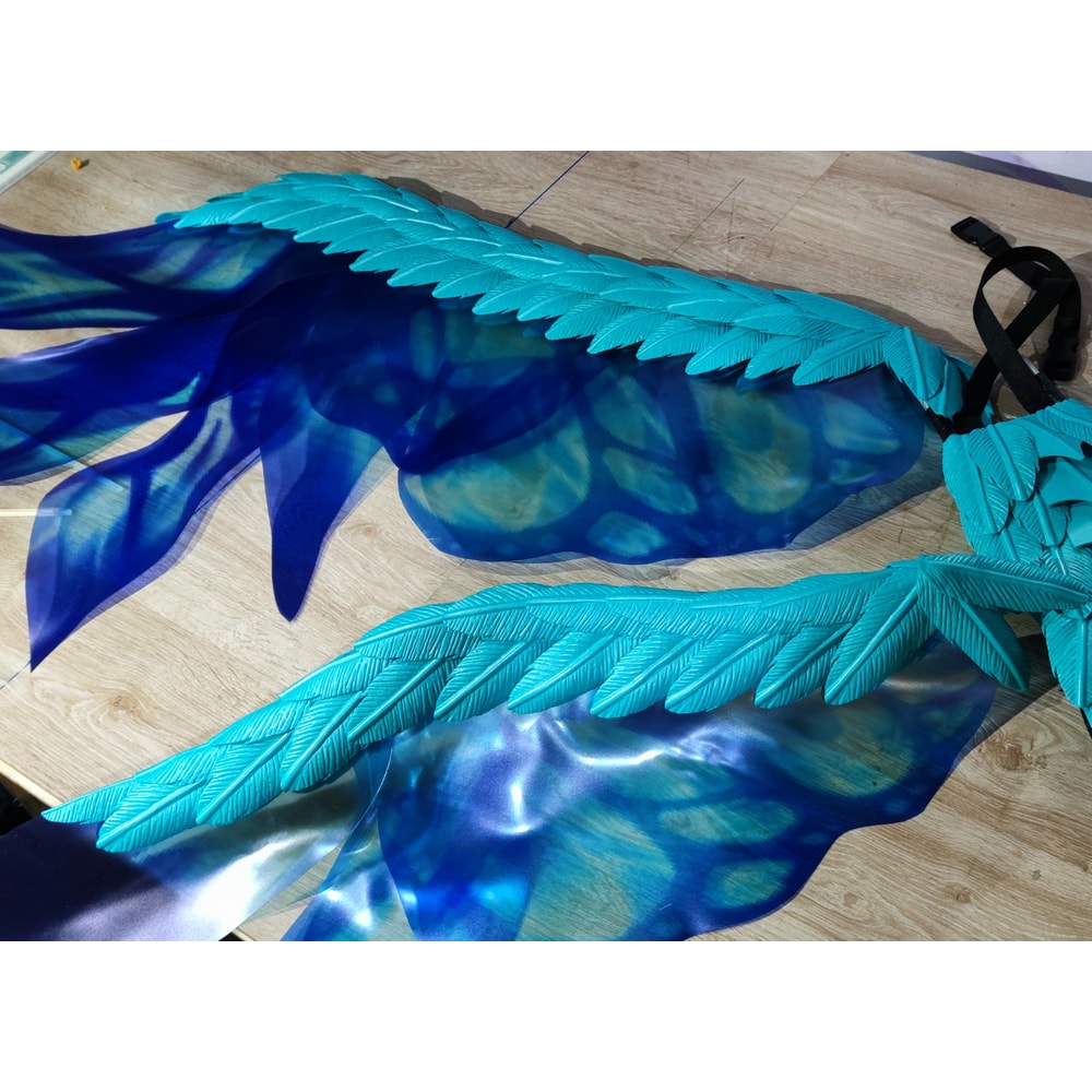 large adult wings, fairy wings, dragon wings costume, Dvalin wings costume, Stormterror wings, Genshin Impact, dragon cosplay, dvalin cosplay, stormterror cospl
