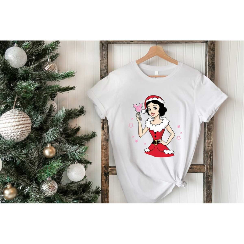 MR-1952023174638-disney-christmas-shirt-princess-snow-white-disney-princess-image-1.jpg