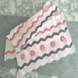 Floral Ripple Baby Blanket Crochet Pattern