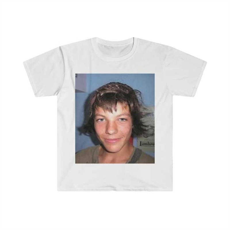 MR-2252023114127-louis-tomlinson-weird-hair-selfie-meme-tshirt-cursed-one-image-1.jpg