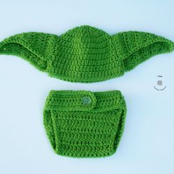 HANDMADE Yoda Baby Set | Crochet Halloween Costume | Star Wars Photo Prop | Baby Shower Gift | Sizes 0- 12 Months