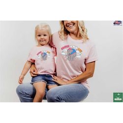 Dumbo Mom and Me Shirt, Elephant Mom and Baby T-shirt, Disneyland Dumbo Elephant Sweatshirt, Mothers Day Tee, Magic King
