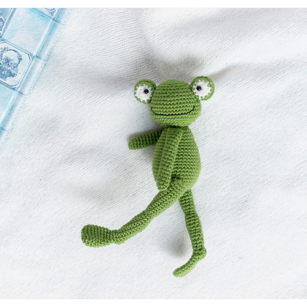 frog-soft-toy-02 (8).jpg
