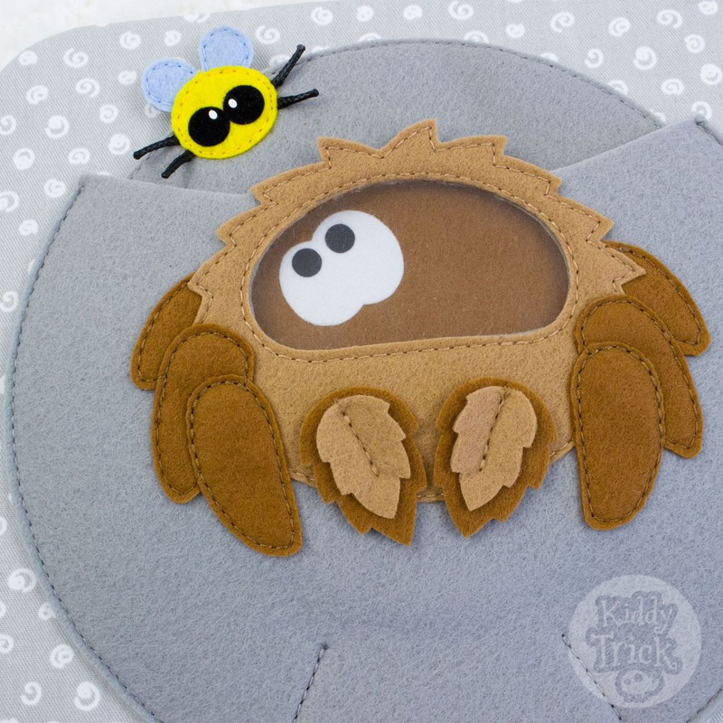 felt brown spider