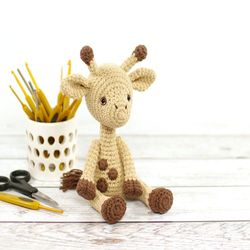 Amigurumi Giraffe Crochet Pattern - Stuffed Animal Amigurumi Pattern - Detailed Crochet Tutorial with Photos