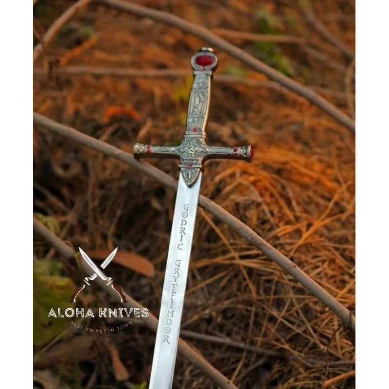 Godric Gryffindor (7).jpeg