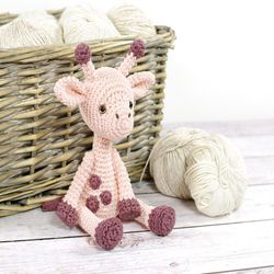 Small Amigurumi Giraffe Crochet Pattern - Stuffed Animal Crochet Pattern and Tutorial with Photos