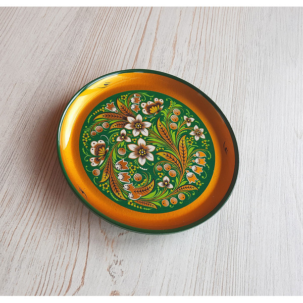 green gold white decorative panel plate hand-painted
