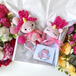 Baby gift box unicorn pink. Baby rattle unicorn, stroller toy. Gift set for newborns. Crochet baby unicorn. Baby set