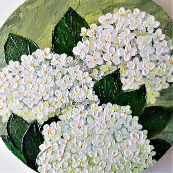 Acrylic-painting-bouquet-white-hydrangea-art-impasto-on-round-canvas.jpg