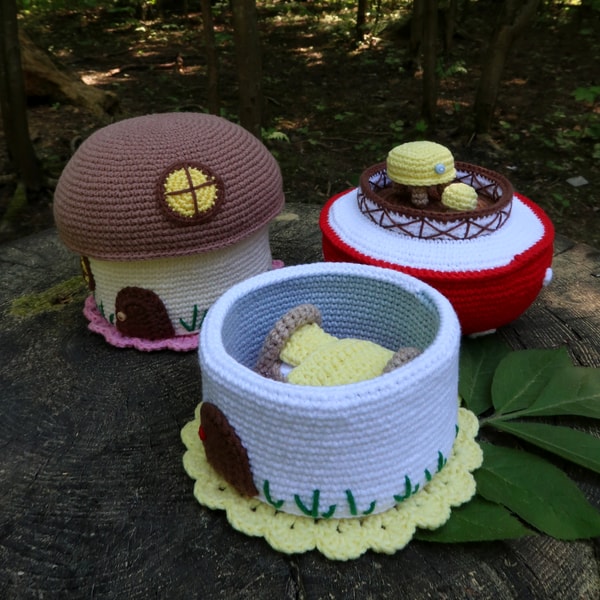 PATTERN Crochet Mushroom House with furniture: bed, bedside - Inspire ...