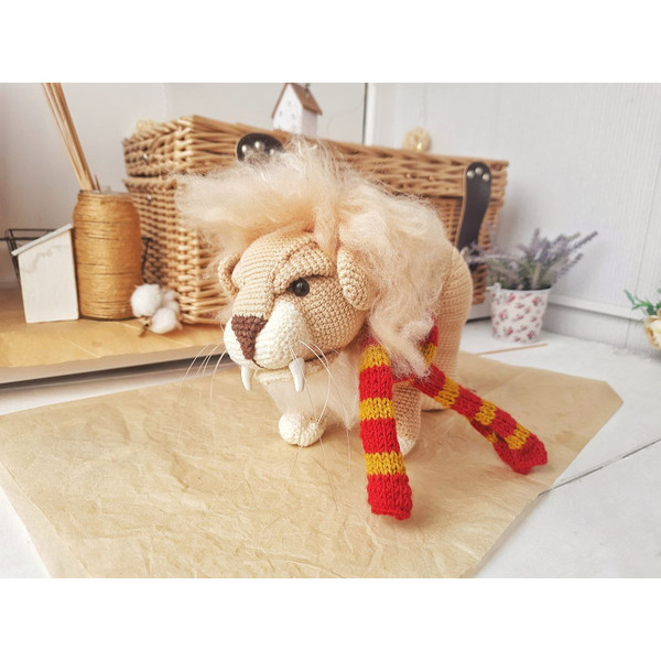 Stuffed lion toy gift for Harry Potter fans 3.jpg