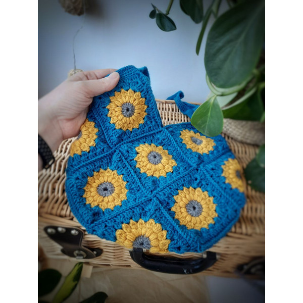 Crochet Sunflower Bag, Sunflower Tote, Market Bag, 5.jpg