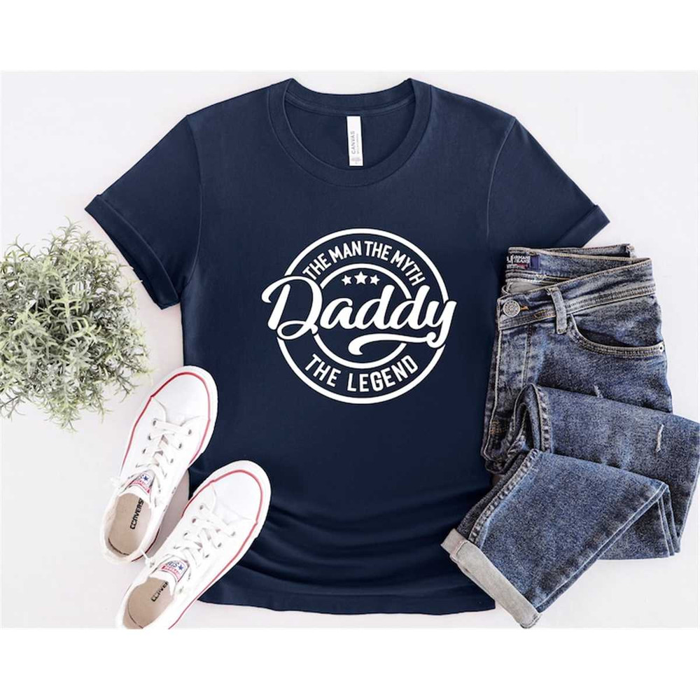 MR-2952023154510-the-man-the-myth-the-legend-shirtdad-shirtfathers-day-image-1.jpg