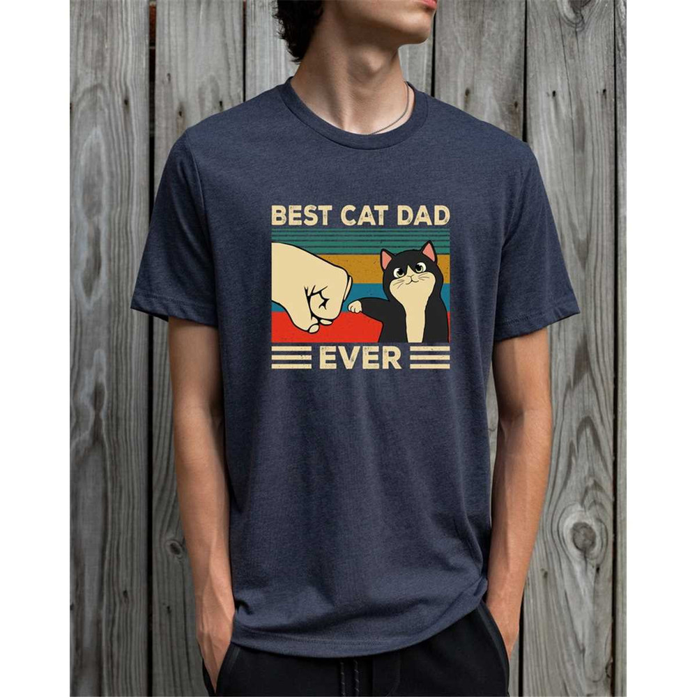 MR-2952023221519-best-cat-dad-ever-retro-comfort-cat-owner-dad-shirt-funny-image-1.jpg