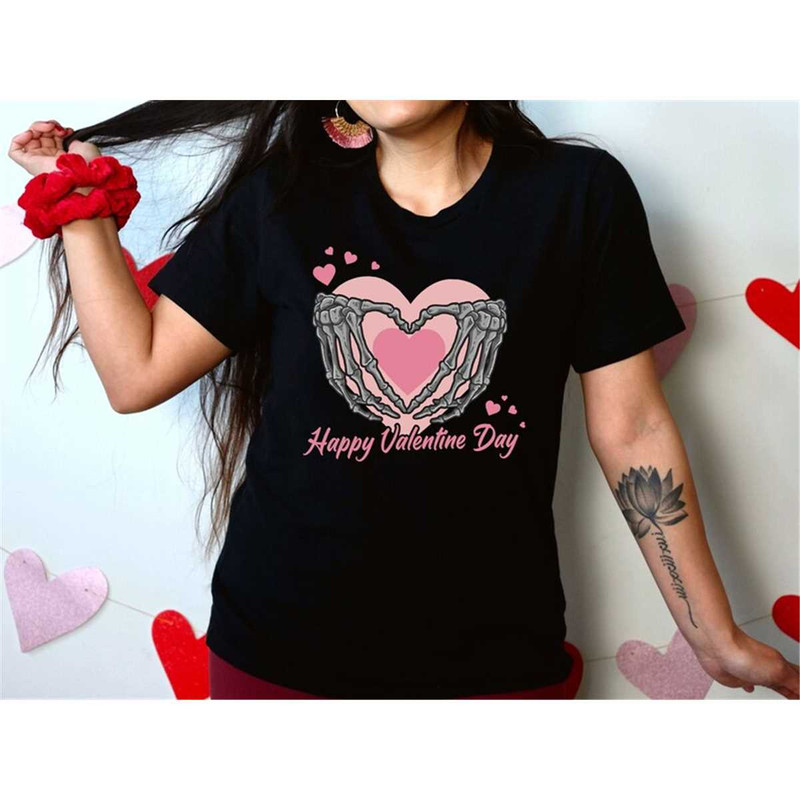 MR-3052023102615-happy-valentine-day-skeleton-shirt-heart-shirtskeleton-hand-image-1.jpg