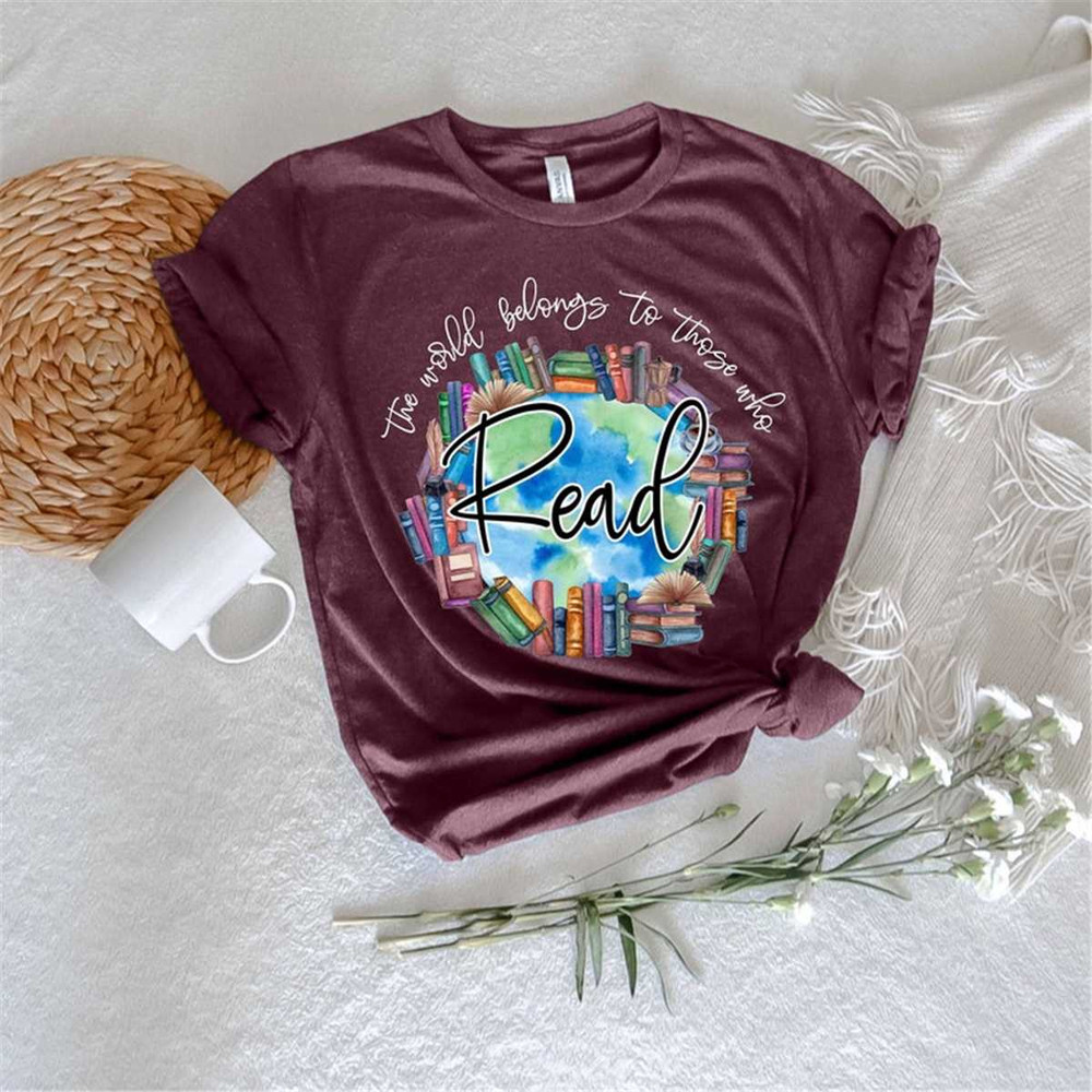 MR-305202311919-world-belongs-to-those-who-read-shirt-graphic-tee-teacher-image-1.jpg