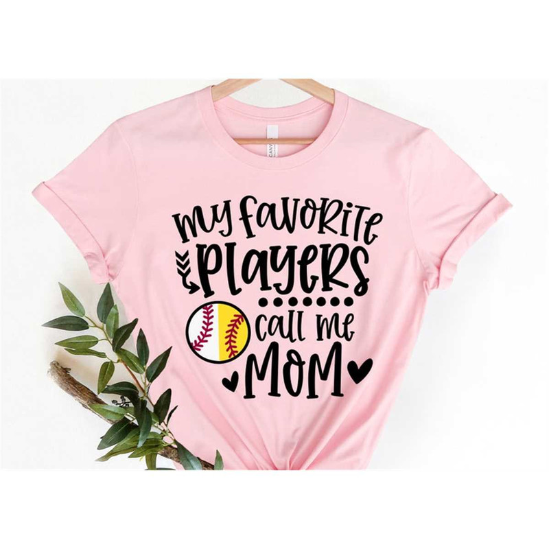 MR-3052023133913-my-favorite-players-call-me-mom-shirt-retro-softball-mom-image-1.jpg