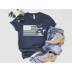 american flag fishing shirt, fisherman gift, fishing shirt, usa fishing flag t-shirt, dad fishing sweatshirt,father's da