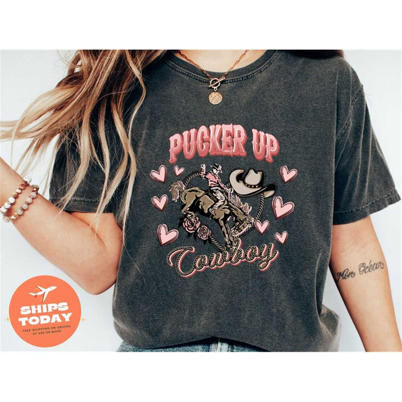 MR-3152023105346-cowboy-valentines-shirt-happy-valentines-day-pucker-up-image-1.jpg