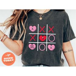 tic tac toe shirt, valentine shirt, valentines day shirt for women, xoxo tic tac toe valentines shirts, bb tic tac toe h
