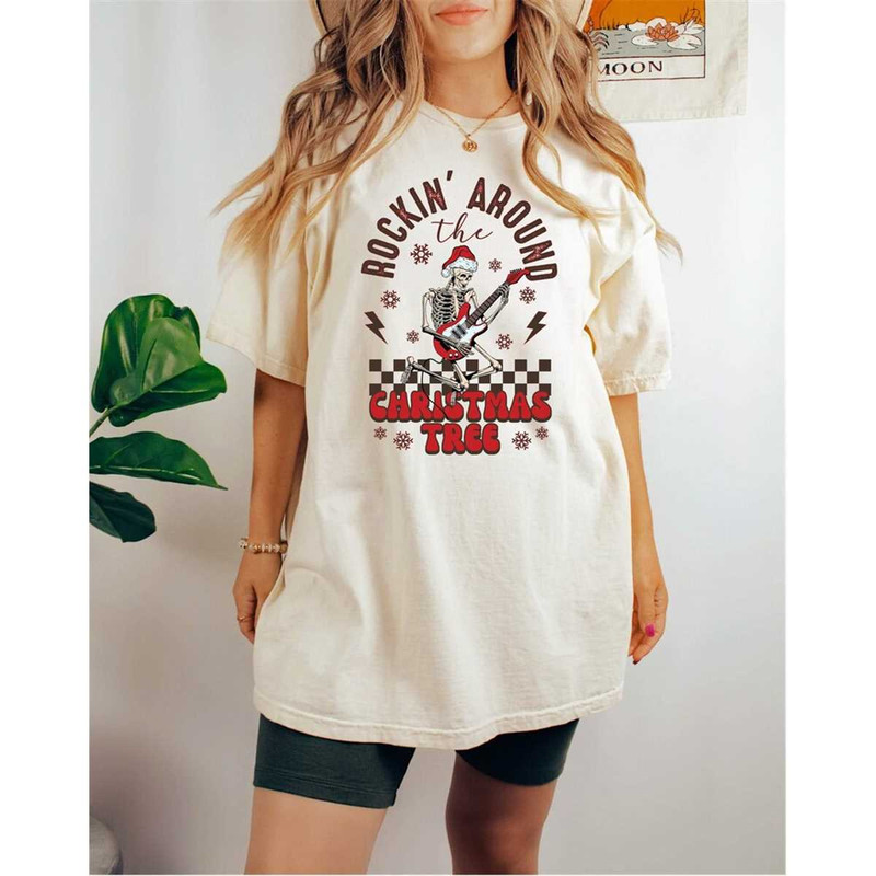 MR-16202393614-rockin-around-the-christmas-tree-skeleton-retro-xmas-comfort-image-1.jpg