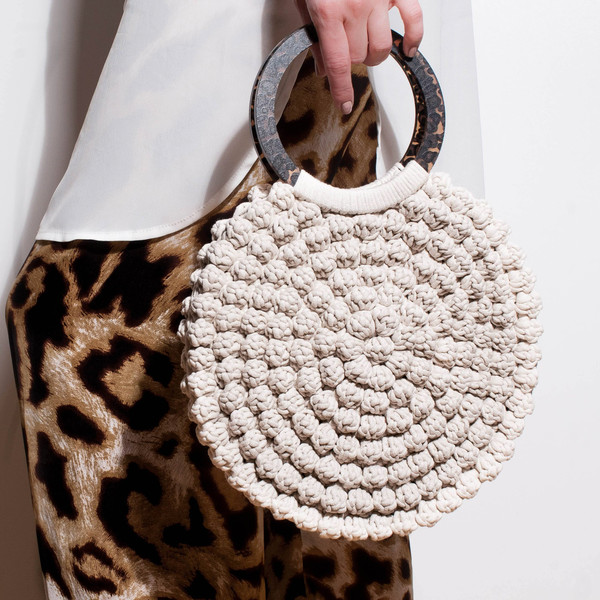circle-crochet-bag-diy.jpg