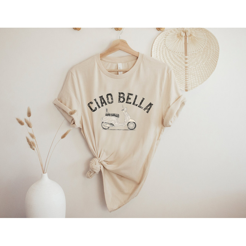 Ciao Bella Vintage Vibe Graphic Tee - 3.jpg