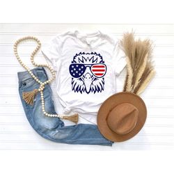 patriotic bird shirt, men's fourth of july tee with stars and stripes design, celebrate america with a patriotic shirt,