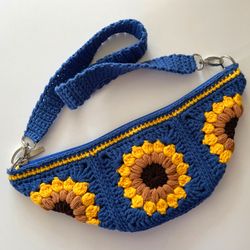 Crochet granny square fanny pack pattern, flower bum bag, summer shoulder purse, unisex sunflower sling bag