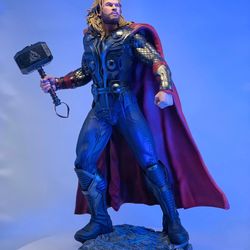 Thor 3D printed hand painted custom figure, Thor figure handpaint high detail,  Thor Avengers statue