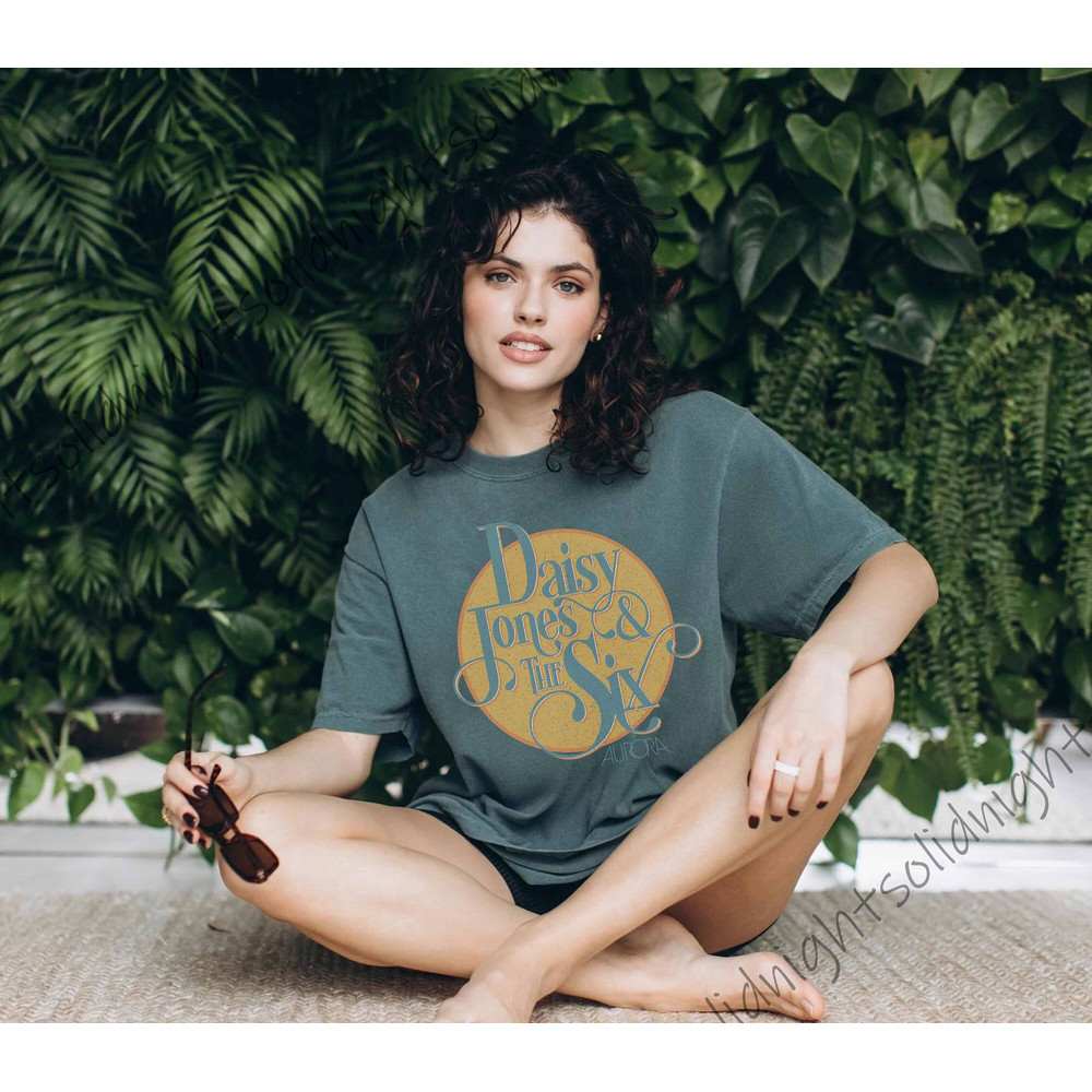 Vintage Daisy Jones and The Six Aurora Sweatshirt, Aurora World Tour Shirt, Daisy Jones & The Six Tee, Brilliant Taylor Jenkins Reid - 1.jpg