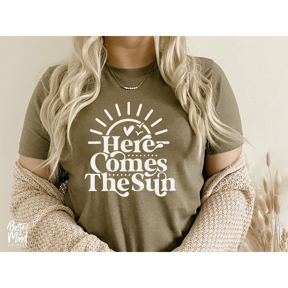 Here Comes the Sun SVG PNG, Hawaii Svg, Summer Shirt Gift Svg, Vacation Svg, Beach Life Svg, Summer Quote Svg, Beach Vibes Svg - 4.jpg