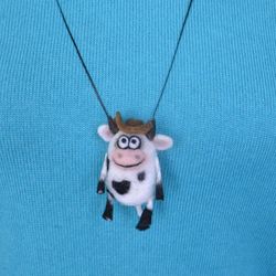 Funny cow cowboy 3d keychain Handmade needle felted bag charm Car key chains for women Cow necklace pendant
