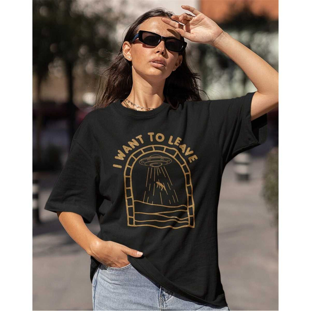 MR-36202319188-i-want-to-leave-shirt-graphic-teesgraphic-hoodiesalien-image-1.jpg