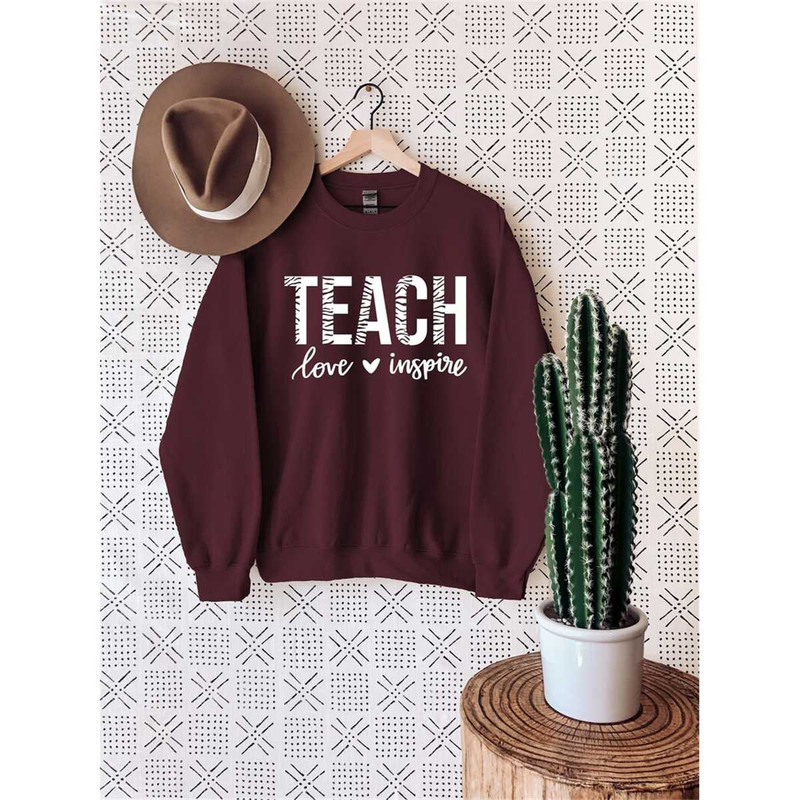 MR-362023202936-teach-sweatshirt-lovel-sweat-inspire-sweater-teacher-image-1.jpg