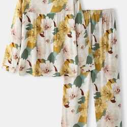 women bird print revere collar frills trim short sleeve pajama sets