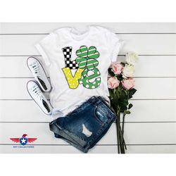 love shamrock shirt, shamrock love shirt, st patrick's day shirt, lucky shirt, patrick's day gift, shamrock shirt, irish