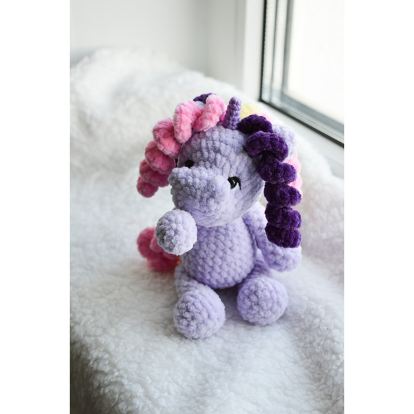 amiguruni unicorn toy.jpg