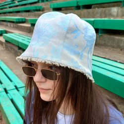 Flowered linen bell hat. Panama for protection from the sun. Beige blue panama tulip. Summer linen bucket hat.