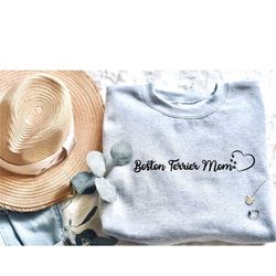 boston terrier dog mom sweatshirt, dog mom gift, dog mom shirt, dog lovers tee, dog mom shirt for women, dog mama gift,