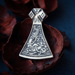 Viking Axe pendant. Mammen Replica. Pagan axe on leather cord. Historical replica